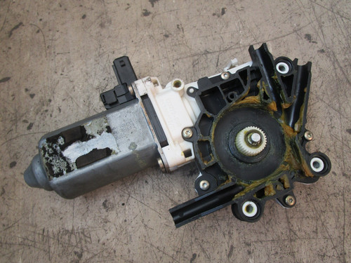 Fensterhebermotor vorne - el.,